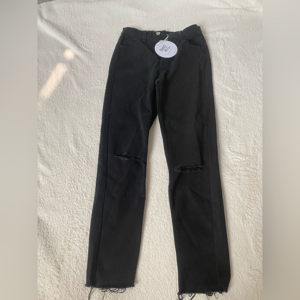 BRAND NEW never worn black jeans SIZE 2. Princess Polly!